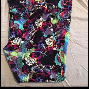 Cruella DeVil OS Lularoe Leggings Halloween Villain